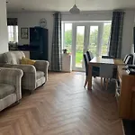 Hotdog House Filey Detached Pet Friendly Eco-house Holiday home *