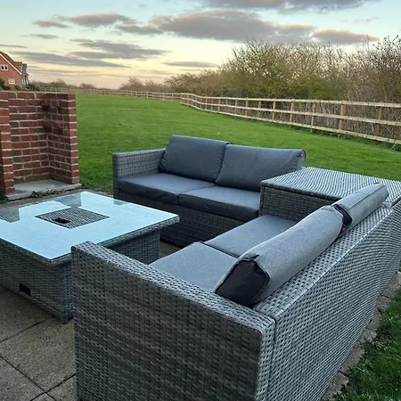 Ferienhaus Hotdog House Filey Detached Pet Friendly Eco-house *