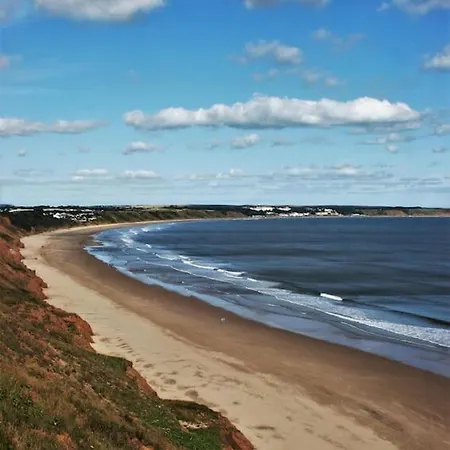 Hotdog House Filey Detached Pet Friendly Eco-house Hunmanby