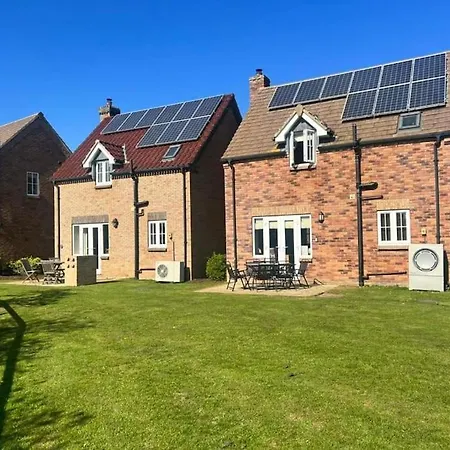 Ferienhaus Hotdog House Filey Detached Pet Friendly Eco-house Hunmanby