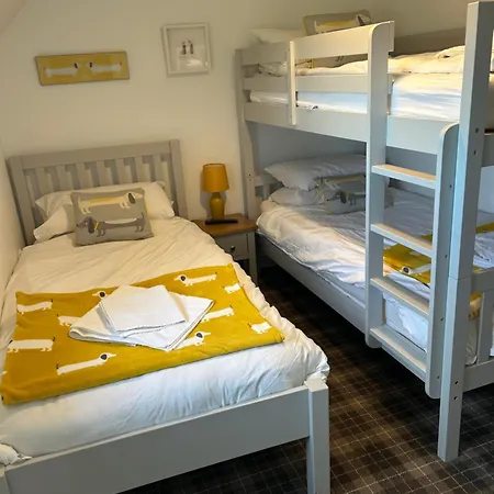 Hotdog House Filey Detached Pet Friendly Eco-house Hunmanby